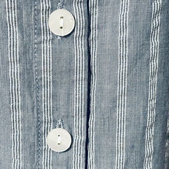 Tulip clothing XL blue white seersucker button front pocket back detail tunic - Picture 6 of 14